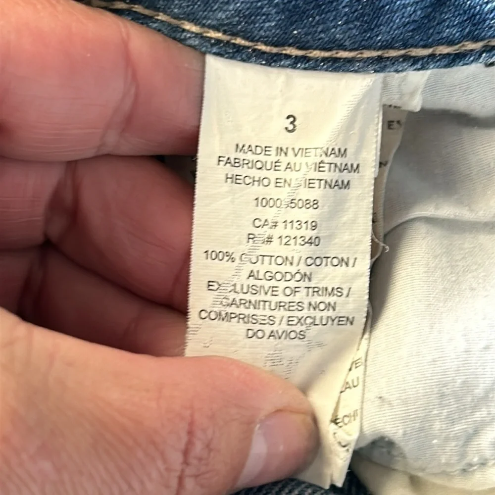 Garage MOM jeans embroidered distressed size 3
